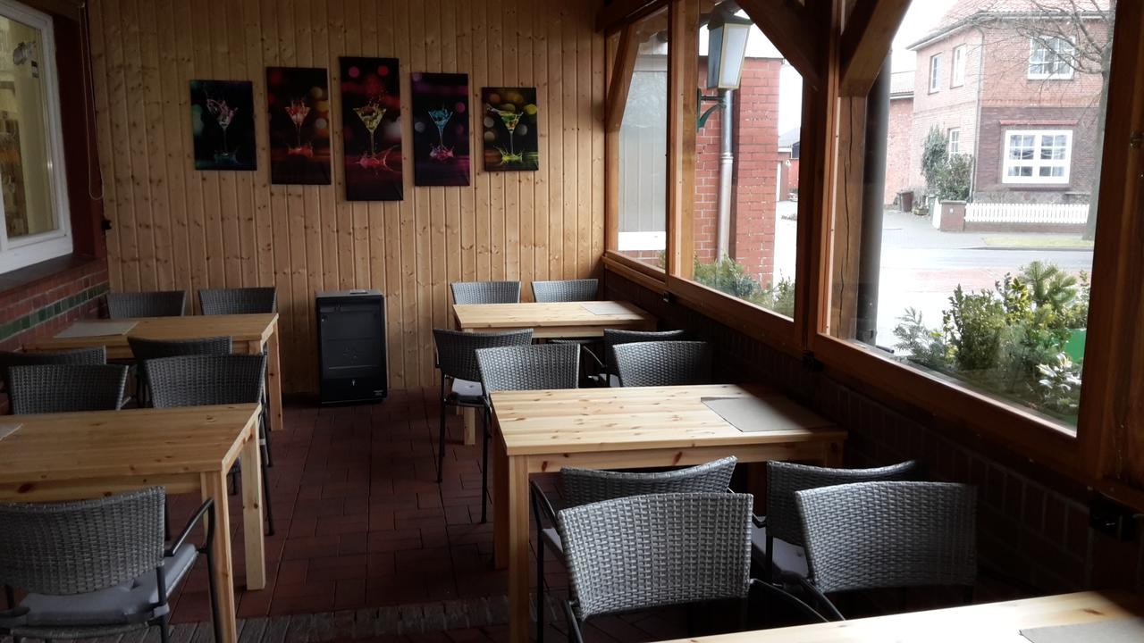 Landgasthof Schoenecke Wahrenholz Eksteriør billede
